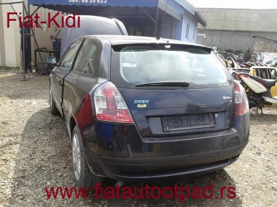 Fiat Stilo Coupe, limuzina i karavan